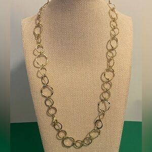 Cute and simple circles necklace.